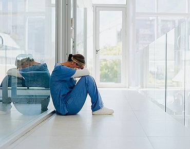 MFA erleidet Quiet Cracking