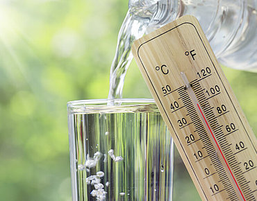 Wasserglas mit Thermometer