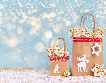 Weihnachtsgebäck in Hirsch Tüten