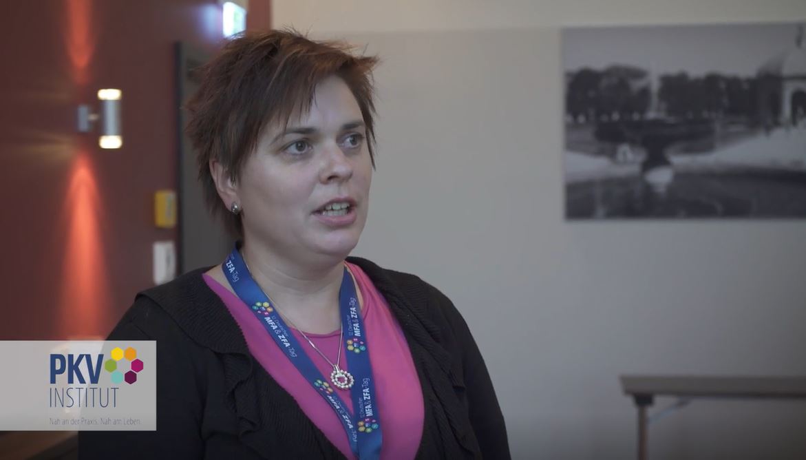 Sonja Huelsmann berichtet über den Verlauf Ihres Fernlehrgangs Praxismanagerin